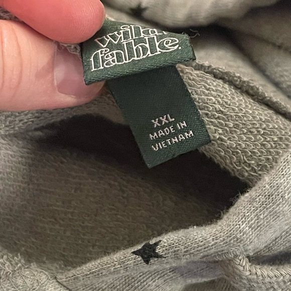 Wild fable gray black star print crop hoodie sweatshirt - Picture 4 of 6